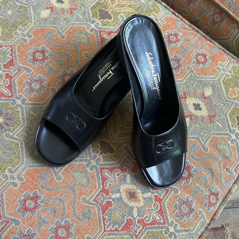 Salvatore Ferragamo black leather slides with open toe, size 8 B